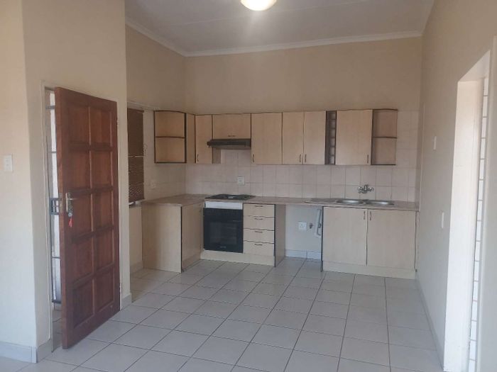 Property #1224205, Townhouse for sale in Norkem Park Ext 2
