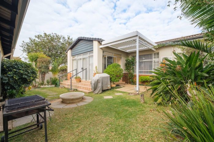 Property #2397344, Townhouse For Sale in Moreleta Park