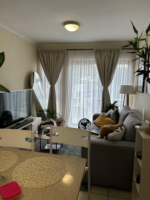 Klein Windhoek House For Sale: Ideal investment with mixed-use potential and prime location.