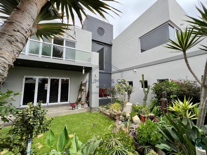 Lagoon properties for sale