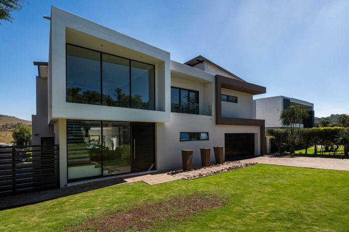 Eye Of Africa House For Sale: 4 beds, pool, gym, golf course views.