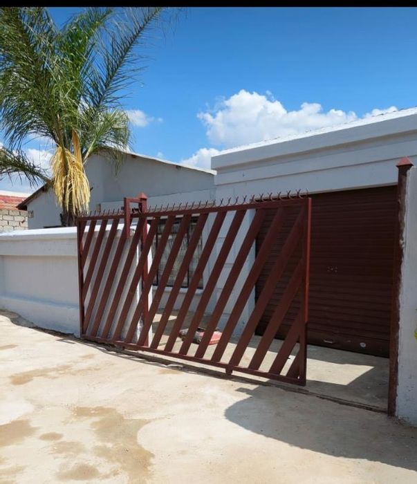 Property #2072483, House sold in Mamelodi