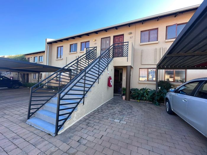 Property #2419216, Townhouse Rental Monthly in Fairland