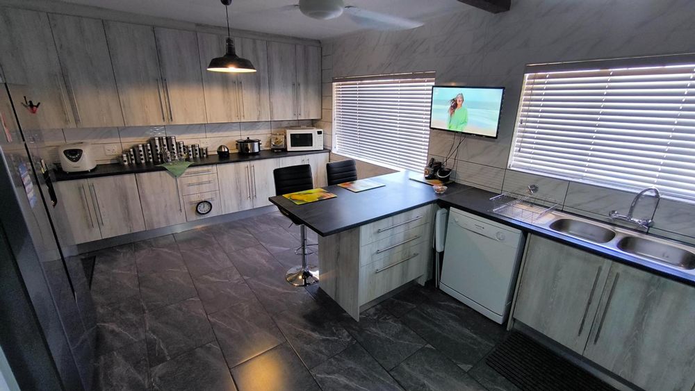 Modern kitchen