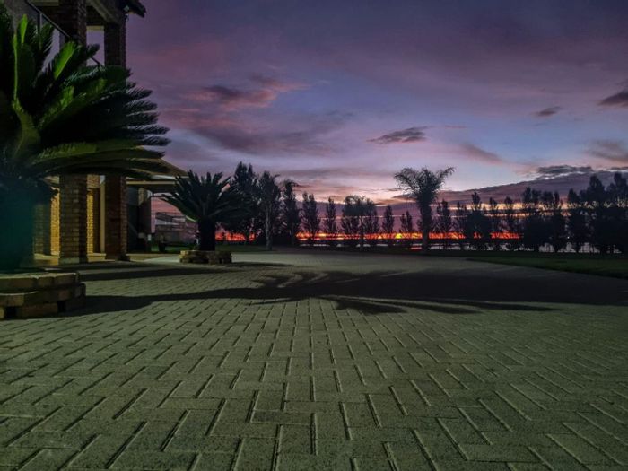 For Sale: Oranjeville Central Small Holding with income potential, amenities, and water access.