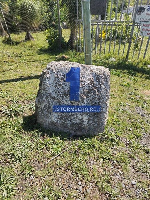 Gately Industrial Property To Rent: Office, warehouse, parking, and flexible space available.