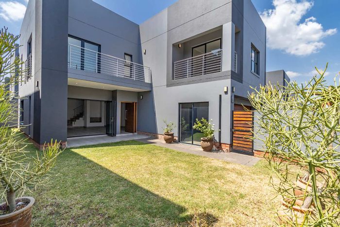 Property #2222412, Cluster for sale in Bryanston