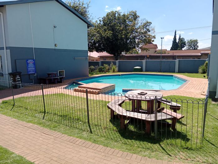Property #2138917, Townhouse for sale in Booysens