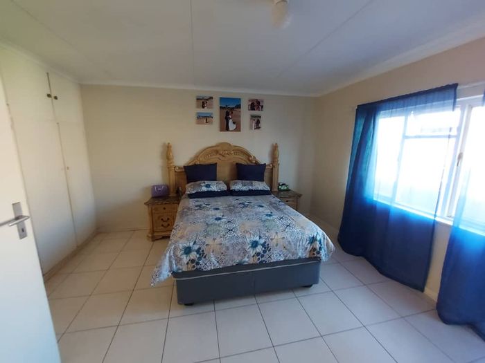 Property #2155032, Townhouse for sale in Walvis Bay Central