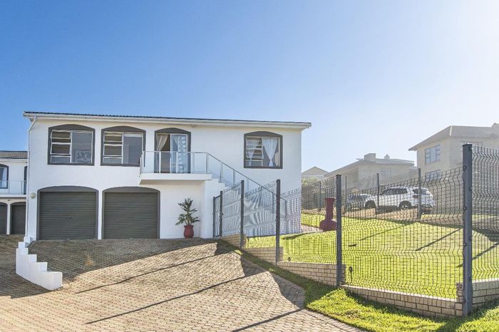 Property #2385125, Townhouse For Sale in Dana Bay