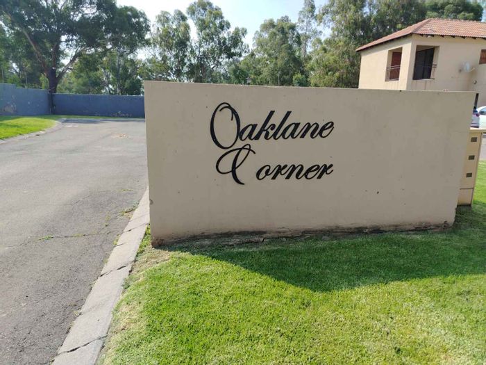 For Sale: Apartment in Sherwood Gardens with 2 bedrooms, security, and playground.