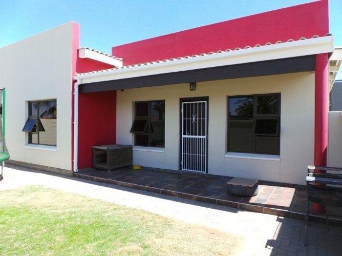 Dual Living Delight: 2 Houses For Sale, Walvis Bay Central