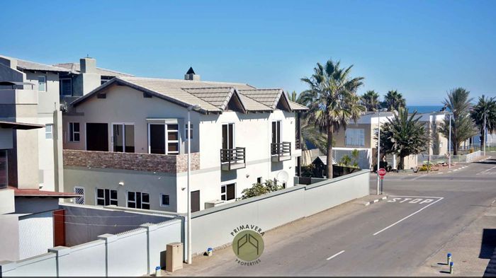 Waterfront House For Sale: Ocean views, en-suite bedrooms, BBQ areas, and garages.
