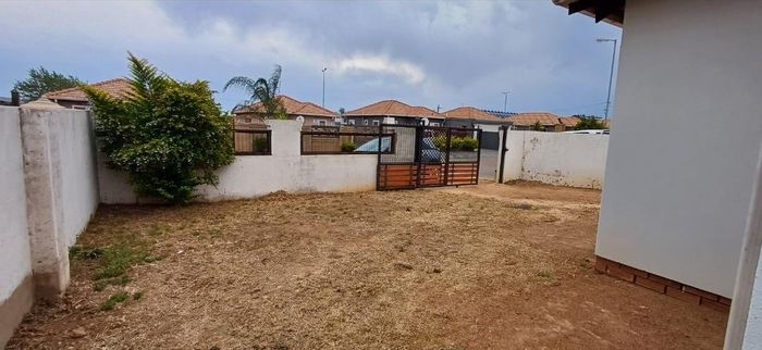 For Sale: 3-Bedroom House in Lotus Gardens, 24/7 Security, No Load Shedding.