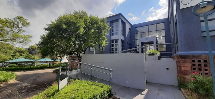 Property #2136087, Office rental monthly in Vorna Valley