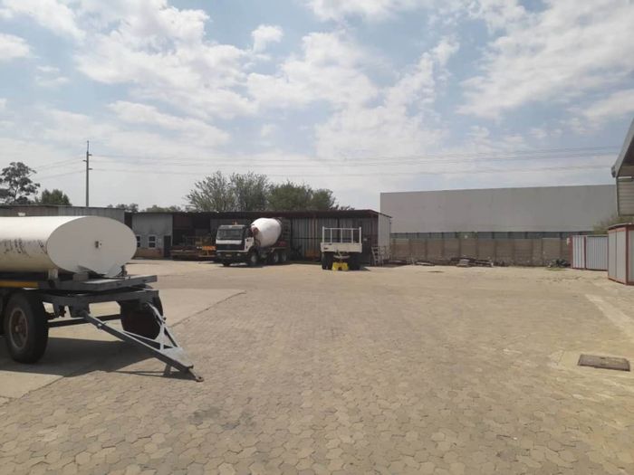 Property #1305836, Industrial rental monthly in Southern Industrial