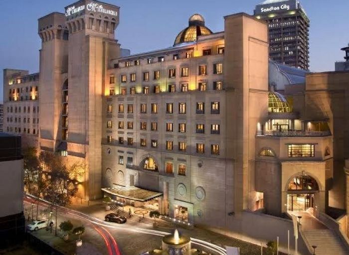 For Sale: Sandown Penthouse with 4 bedrooms, pools, gym, and panoramic views.