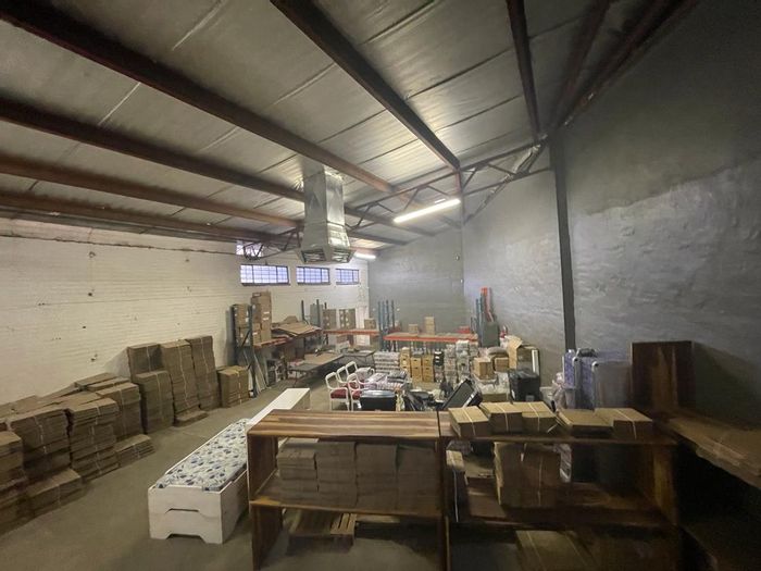 Property #2059013, Industrial rental monthly in Southern Industrial