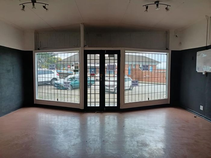 90m² Business Space To Rent in Howick Central with Office, Kitchen, and Parking.