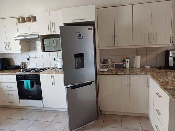 Property #2258643, Apartment for sale in Walvis Bay Central