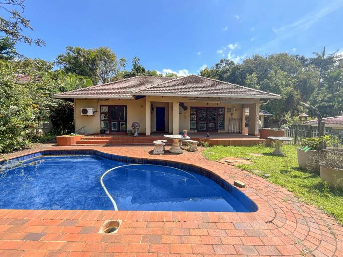 For Sale: Spacious Durban North Central house with pool, garden, and off-street parking.