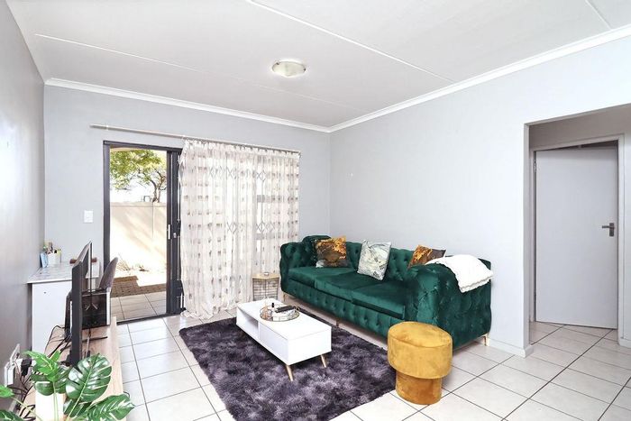 Property #2238810, Apartment for sale in Durbanville Central