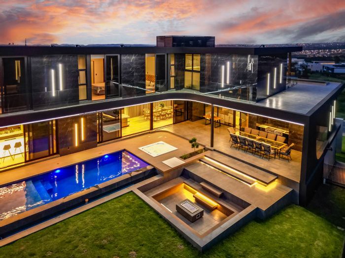 House for Sale in Steyn City: 5 bedrooms, cinema, pool, bar, and boma.