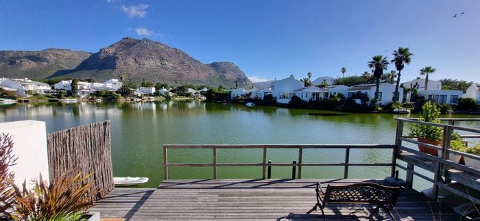 Property #2393363, Cluster Rental Monthly in Marina Da Gama