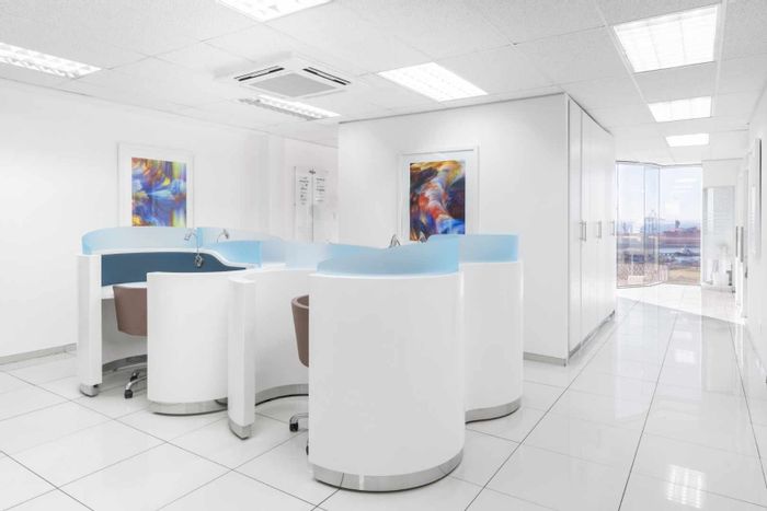 Office To Rent in Gelvandale: 5 sqm private space, 50 sqm common area access.
