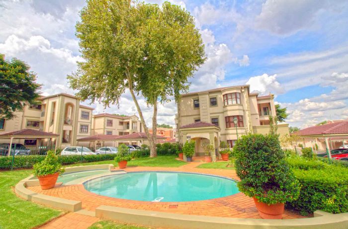 Property #2028644, Townhouse sold in Bryanston