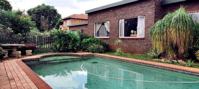 Spacious 4-Bedroom House for Sale in Wierdapark Ext 1 with Braai Area.