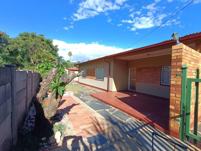 Property #2230630, House for sale in Pretoria North