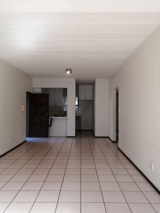 Property #2160897, Apartment rental monthly in Sunninghill