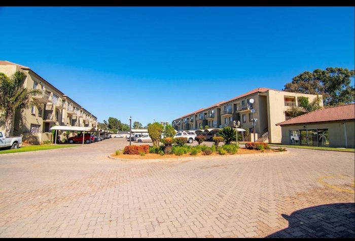 Property #2158222, Apartment for sale in Brakpan North