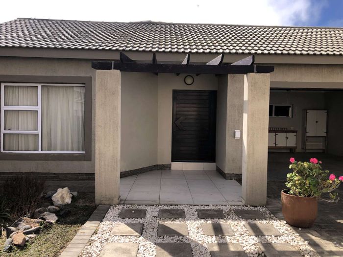 Ocean View House For Sale: 2 Bedrooms, BBQ Room, Double Garage, Expandable Garden.