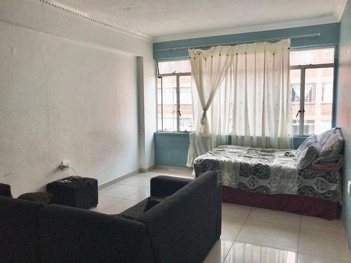 Property #2227748, Apartment for sale in Durban Central