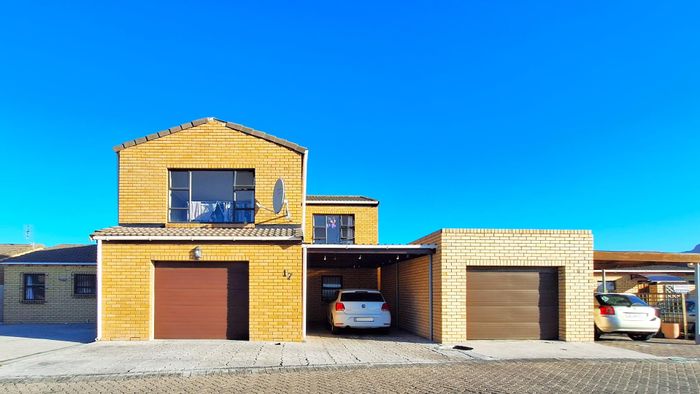 Property #2231633, House for sale in Muizenberg Central