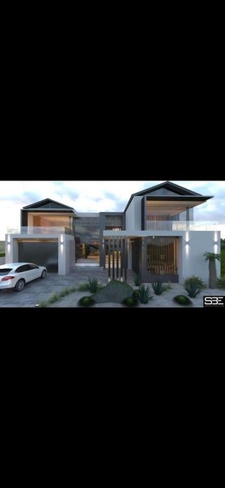 For Sale: House in Waterfall Country Estate with pool, cinema, and bar.