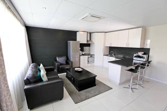 Klein Windhoek Apartment For Sale: One bedroom, open plan, basement parking, near amenities.