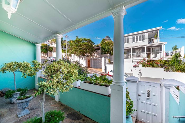 Property #1335328, House pending sale in Sea Point