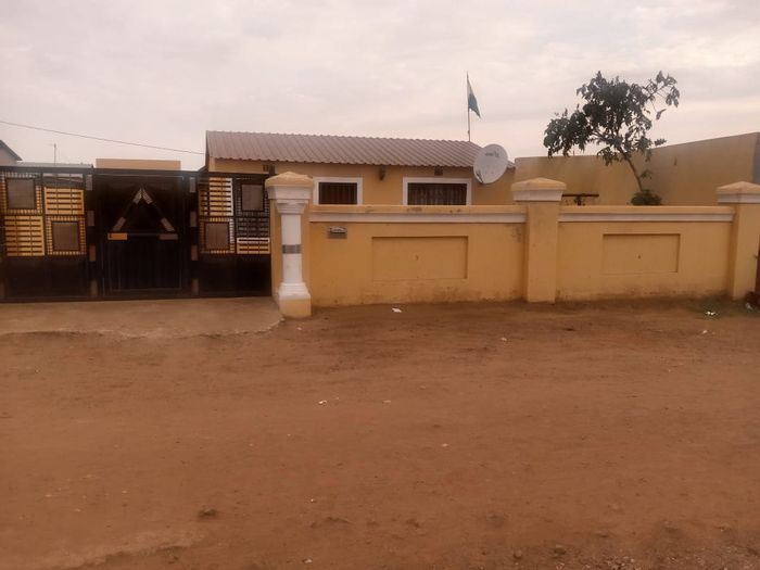 Greenfields Houses for sale