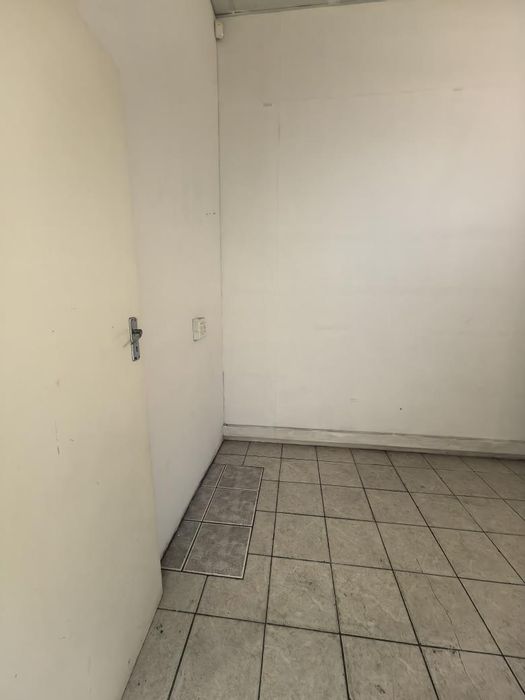 Office space to rent in Sidwell, featuring flexible terms and key amenities.