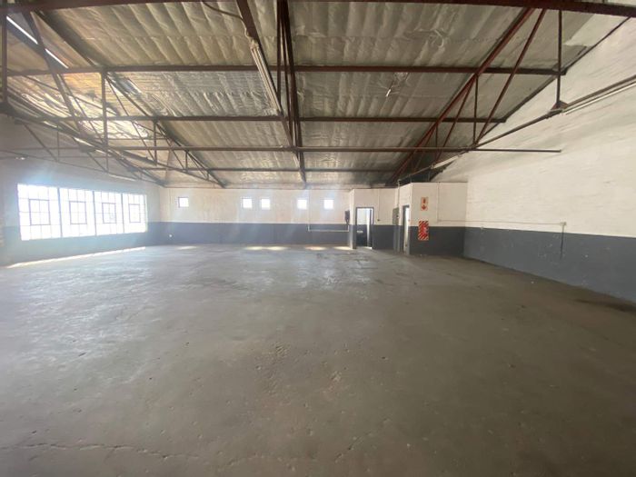 Property #2221946, Industrial rental monthly in Berkshire Downs
