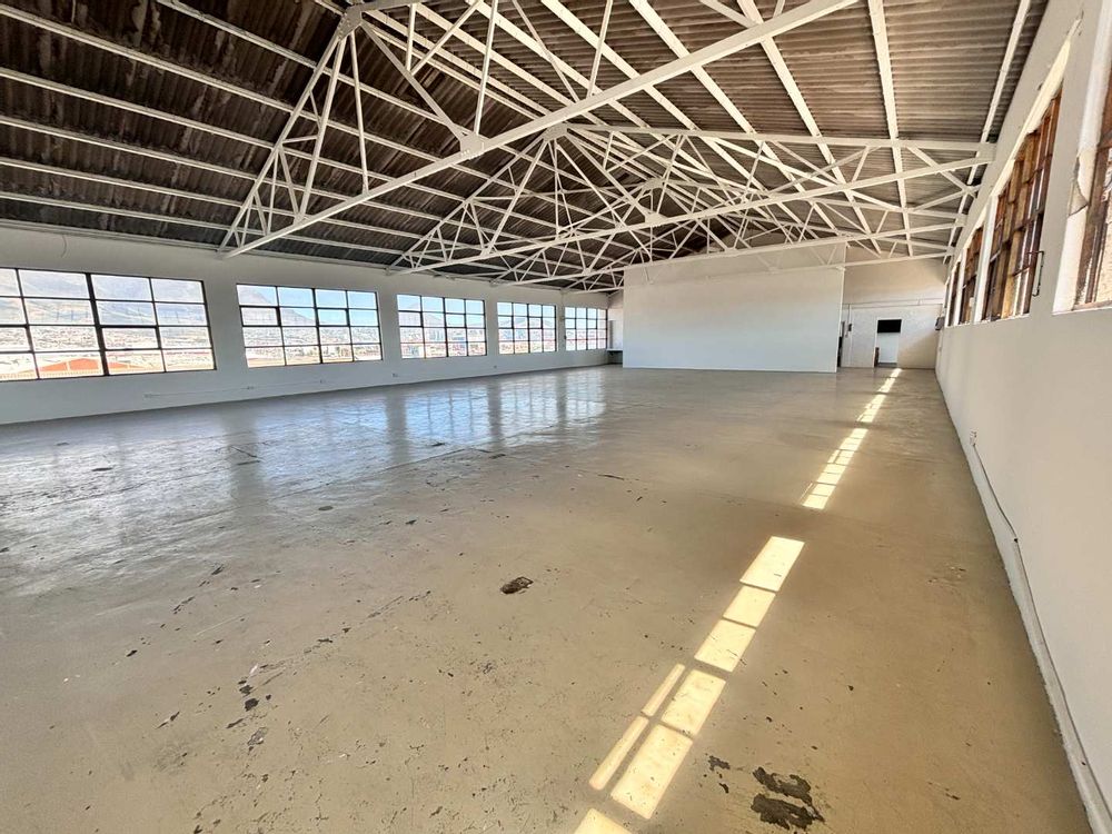 Studio Floor Area