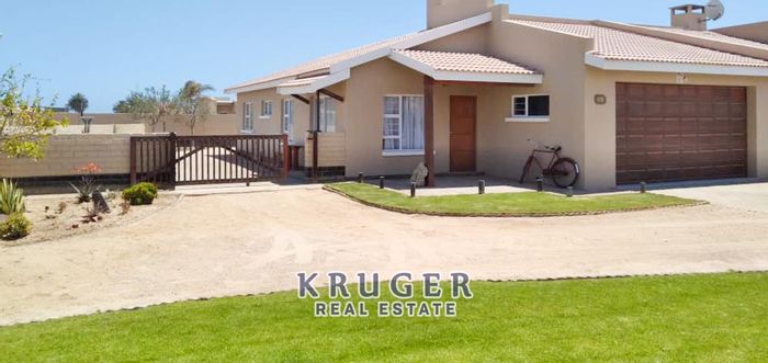 Property #2209759, Townhouse for sale in Henties Bay