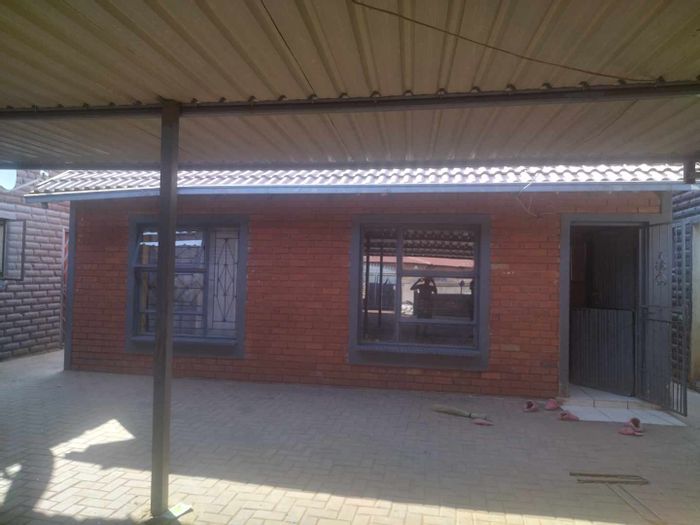 Property #2185653, House for sale in Soshanguve Xx