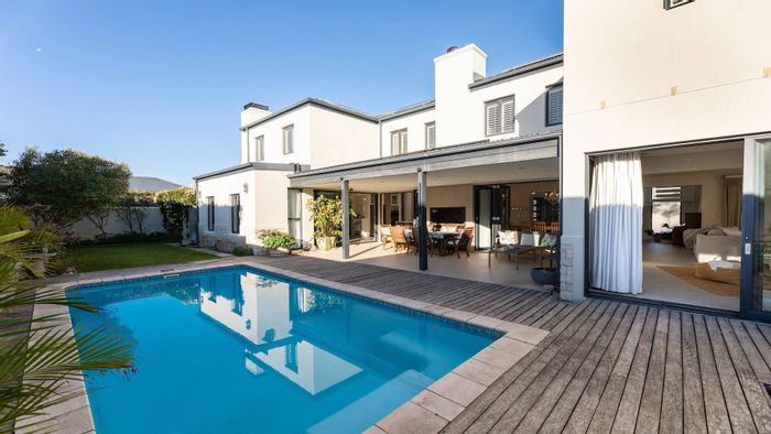 For Sale: House in Atlantic Beach Golf Estate with pool, golf access, and spacious layout.