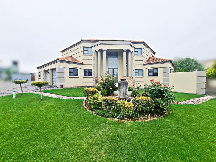 Property #2429419, House For Sale in Olympus AH