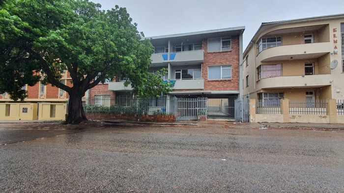 Property #2210962, Apartment for sale in Port Elizabeth Central