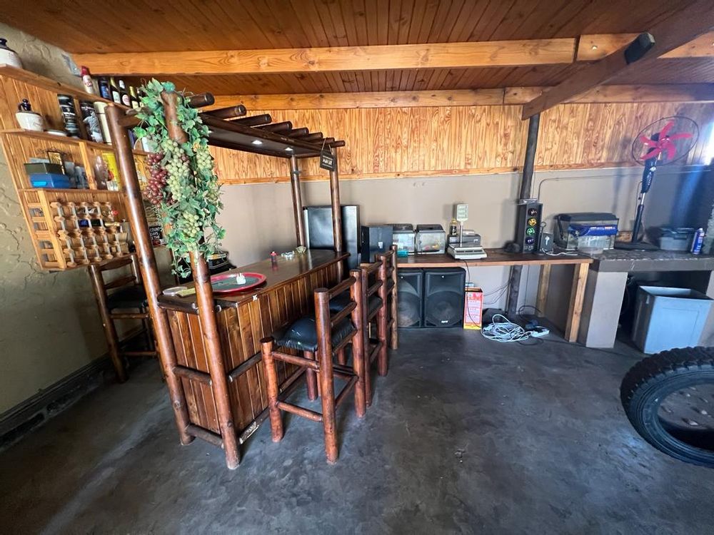 Entertainment room with indoor BBQ